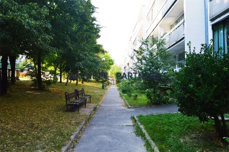 ENJOY THE LEISURE OF A COZY & GENEROUS ONE-ROOM APARTMENT 